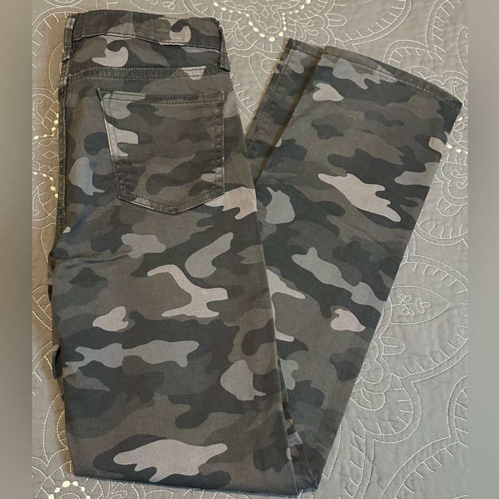 Old Navy Boys Karate Slim Gray Camo Built In Flex Max Jeans Size 14
